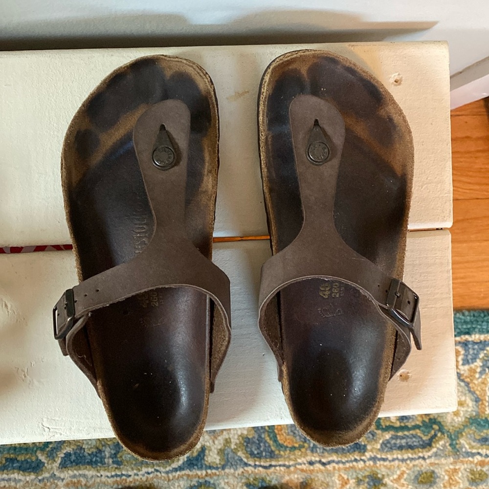 Birkenstock Gizeh sandals